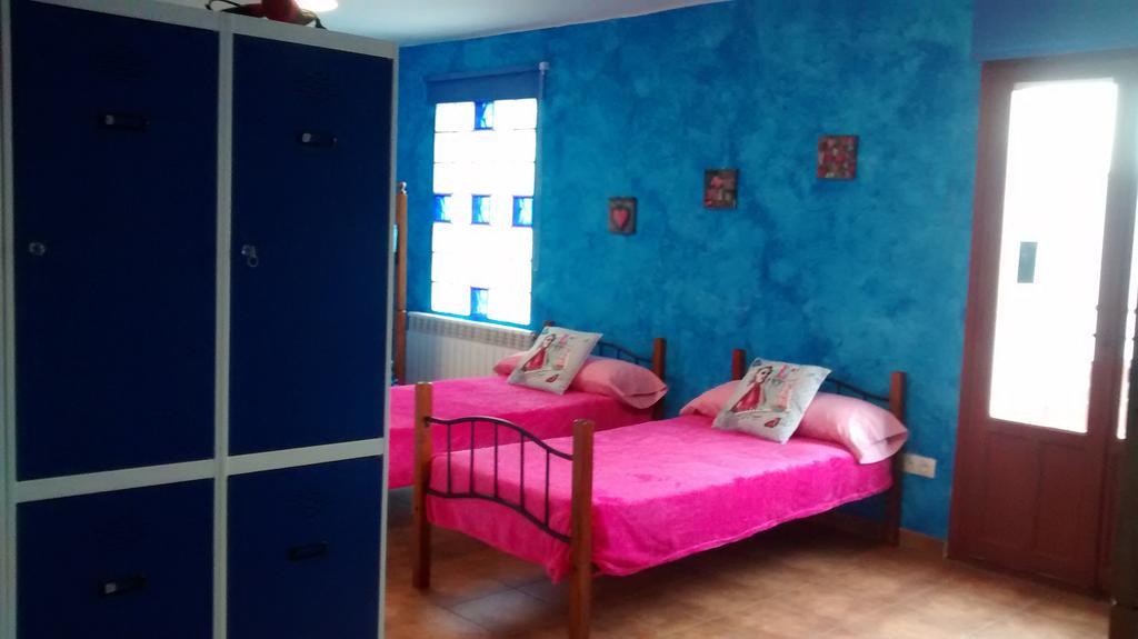 Hostal A La Sombra Del Laurel ナバレテ エクステリア 写真